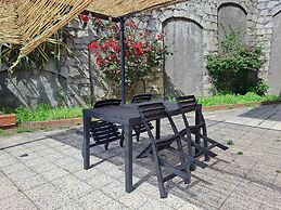 Spacious Apartment In Sori With Terrace