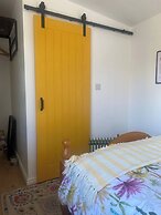 R and B Warm and Cosy Cabin
