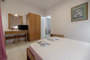 Anthi Studios & Apartments