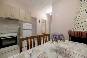 Anthi Studios & Apartments