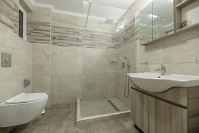 Anthi Studios & Apartments