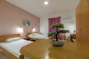 Anthi Studios & Apartments