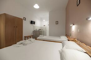 Anthi Studios & Apartments