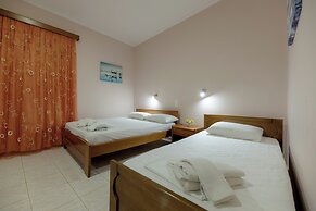 Anthi Studios & Apartments