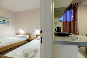 Anthi Studios & Apartments