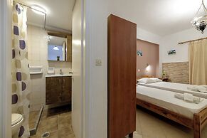 Anthi Studios & Apartments