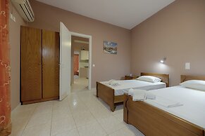 Anthi Studios & Apartments