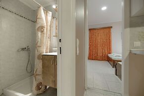 Anthi Studios & Apartments