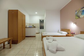 Anthi Studios & Apartments