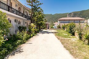 Anthi Studios & Apartments