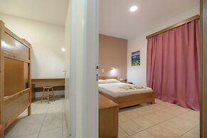 Anthi Studios & Apartments