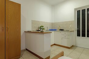 Anthi Studios & Apartments