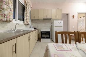 Anthi Studios & Apartments