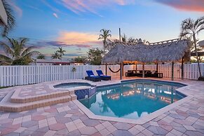 Blue Wave Retreat At Hollywood Beach 3 Bedroom Home