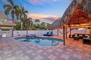 Blue Wave Retreat At Hollywood Beach 3 Bedroom Home