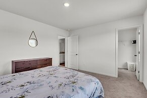 Quiet Retreat Perfect for Families 5 Bedroom Home