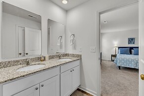 Quiet Retreat Perfect for Families 5 Bedroom Home