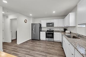 Quiet Retreat Perfect for Families 5 Bedroom Home