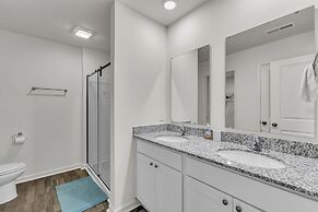 Quiet Retreat Perfect for Families 5 Bedroom Home