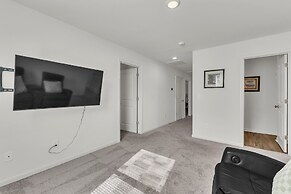 Quiet Retreat Perfect for Families 5 Bedroom Home