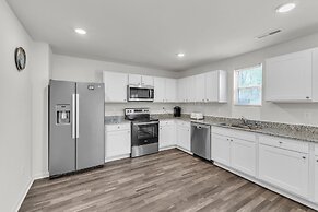 Quiet Retreat Perfect for Families 5 Bedroom Home