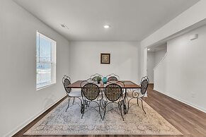 Quiet Retreat Perfect for Families 5 Bedroom Home