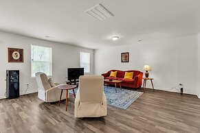 Quiet Retreat Perfect for Families 5 Bedroom Home