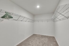 5br Pet Friendly Retreat With Garage Parking 5 Bedroom Home
