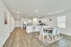 5br Pet Friendly Retreat With Garage Parking 5 Bedroom Home