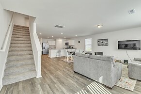 5br Pet Friendly Retreat With Garage Parking 5 Bedroom Home