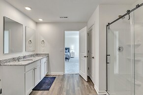 5br Pet Friendly Retreat With Garage Parking 5 Bedroom Home