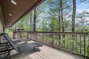 Cosby Mountain Lodge 4 Bedroom Home