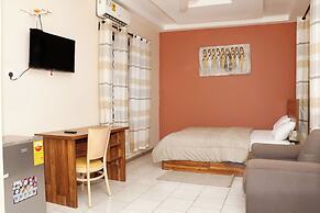 GSM Crown Inn Hotel