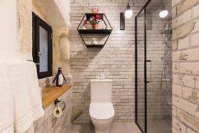 Roof Garden-Panoramic View and Jacuzzi