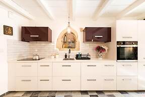 Roof Garden-Panoramic View and Jacuzzi