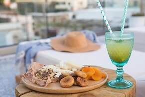 Roof Garden-Panoramic View and Jacuzzi