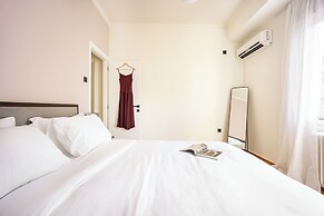 Your Home in Koukaki Near the Acropolis