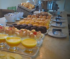 Bz78 Centro Cobertura com 2 suítes e SPA