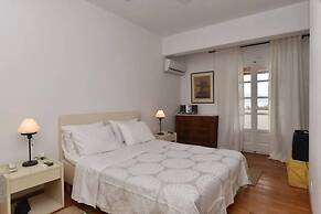 Cycladic home in Kampos by GHH