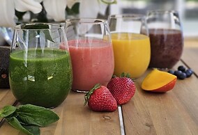 Exclusive Suite - Ocean Views & Beach