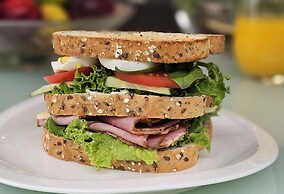 Exclusive Suite - Ocean Views & Beach