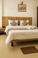Gurjeet Hotel by Urban Galaxy near Golden Temple