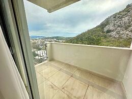 Guest House West Gate