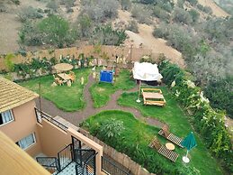 Harmony surf lodge