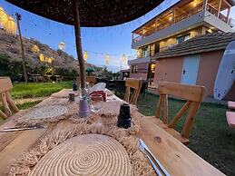Harmony surf lodge