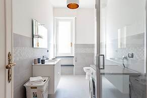 Chic flat with balcony