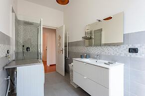 Chic flat with balcony