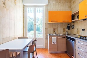 Chic flat with balcony