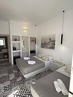 Giasemi Fira Studios