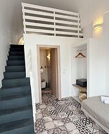 Giasemi Fira Studios